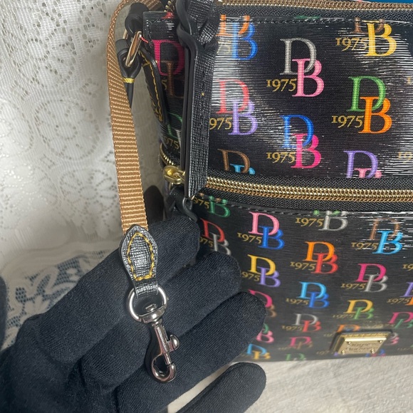 RARE Dooney & Bourke DB75 Multi Color Crossbody - Picture 6 of 15